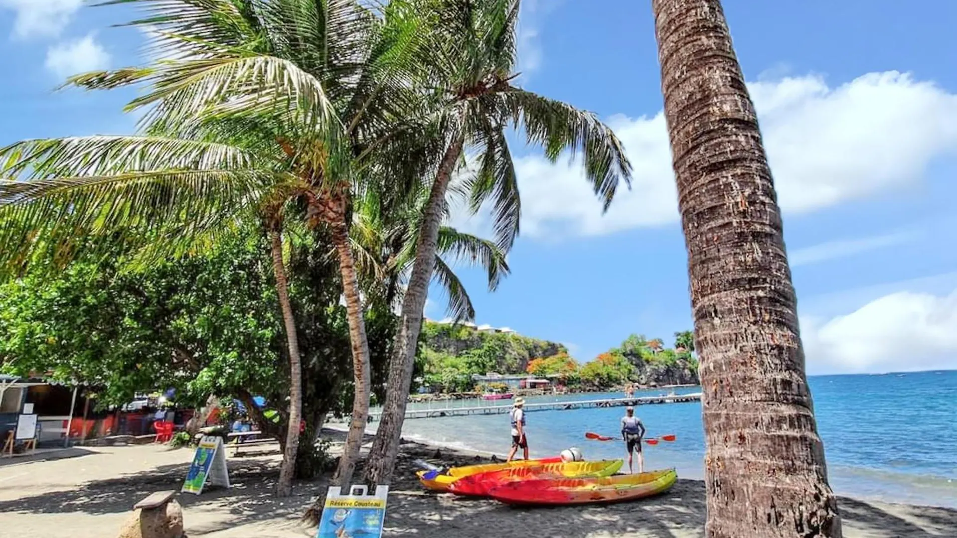 Studio De Charme A Bouillante 100 M² Vue Sur Mer Et Montagnes Guadeloupe