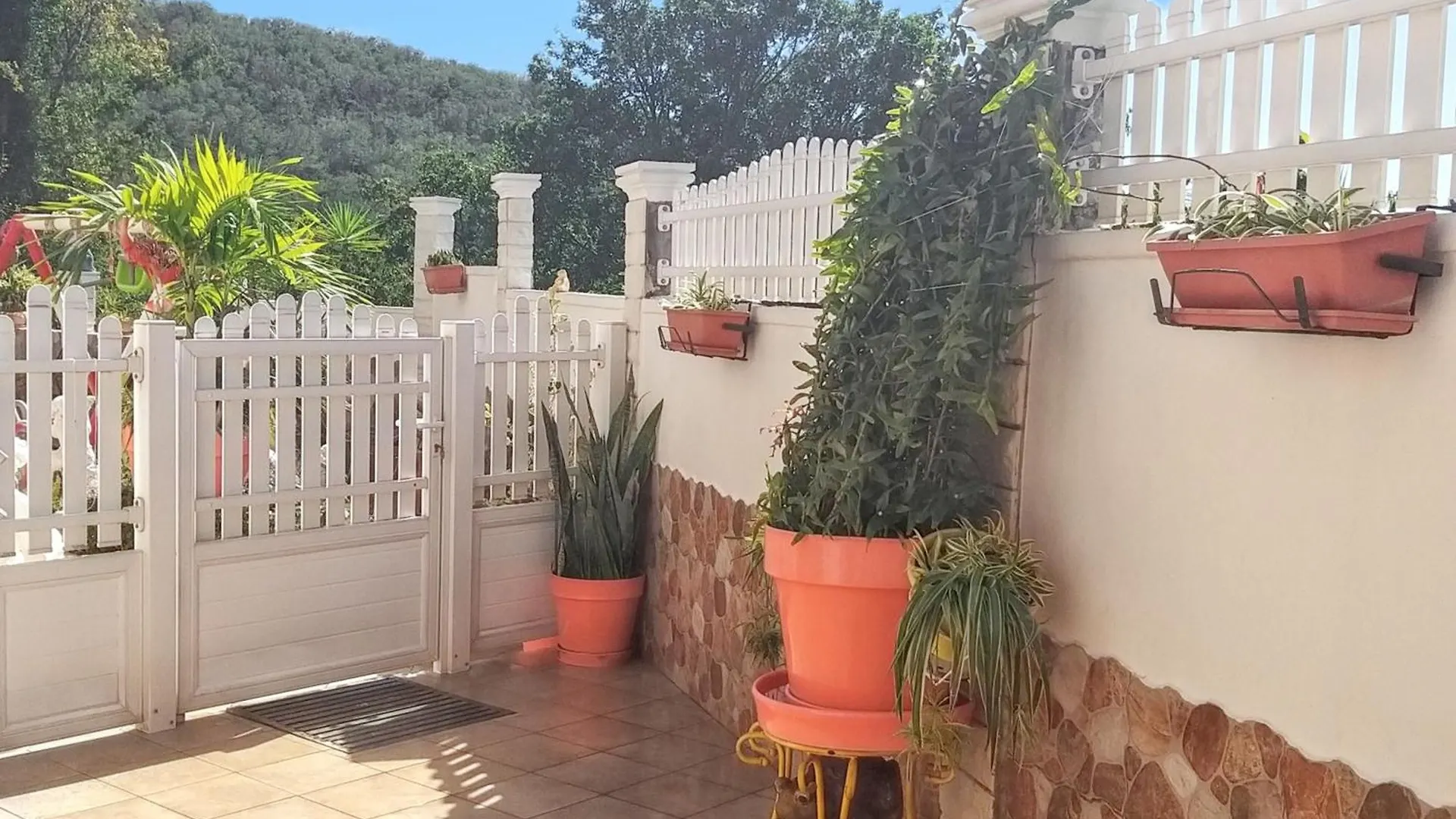 Appartamento Studio De Charme A Bouillante 100 M² Vue Sur Mer Et Montagnes